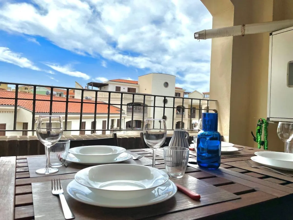 La corte di Edo Porto Torres 0*,